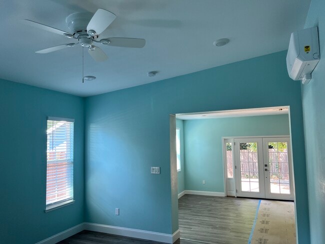 Photo - 5746 Robinhood Dr Unidad 1