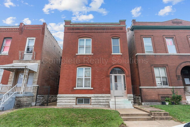 Building Photo - 2846 Wyoming St Unit 1f