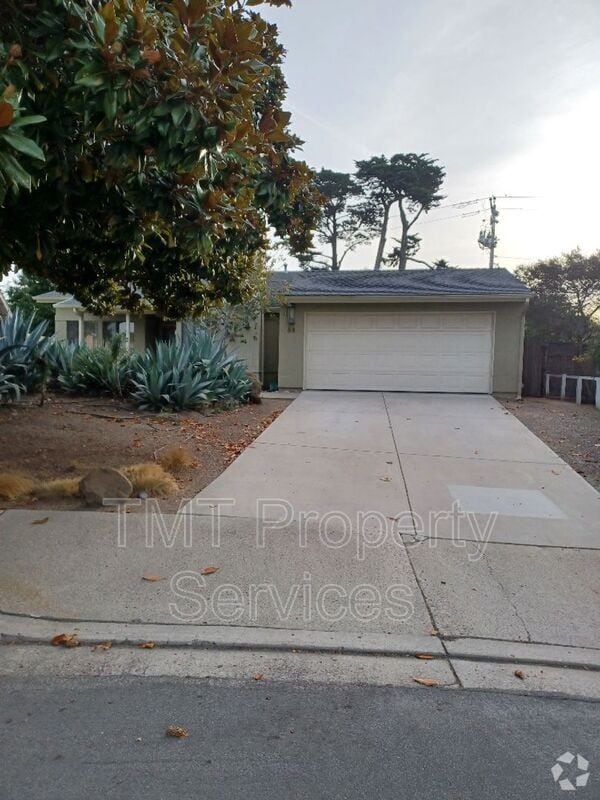 Building Photo - 88 Mariposa Dr Rental