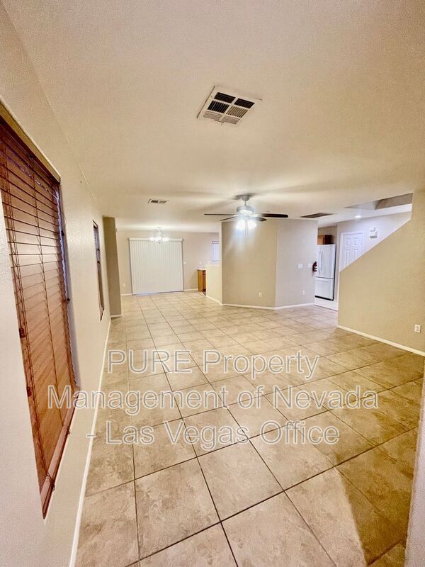 Photo - 3528 Laguna Veneta Ave