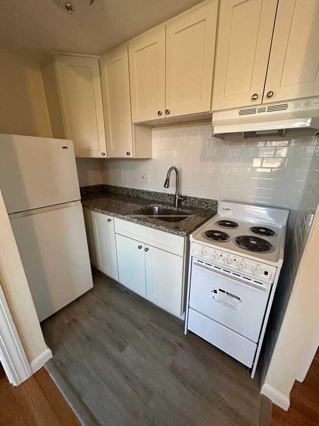 Photo - 168 N Beacon St Unit 21