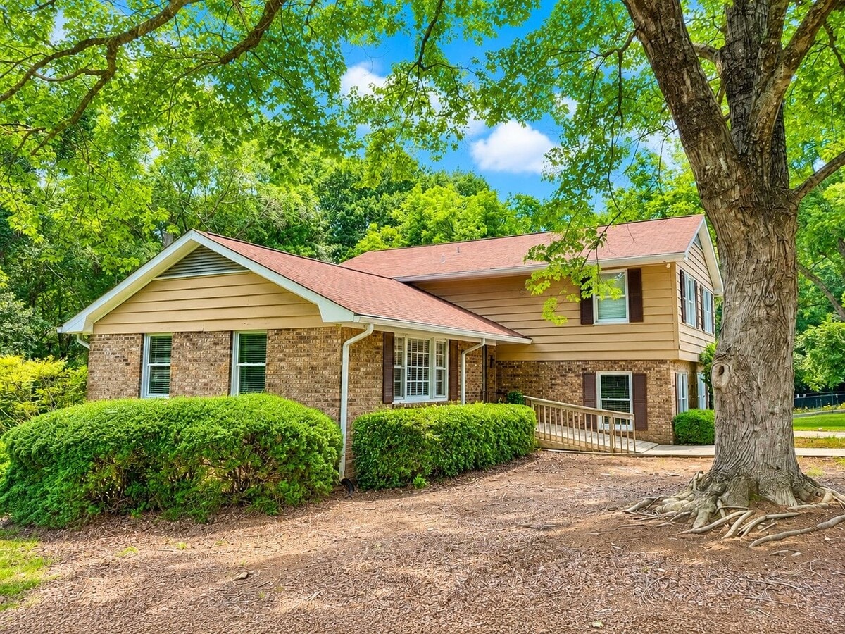 Photo - Pet-Friendly Waterfront Retreat on 6+ Acres in Oconee County