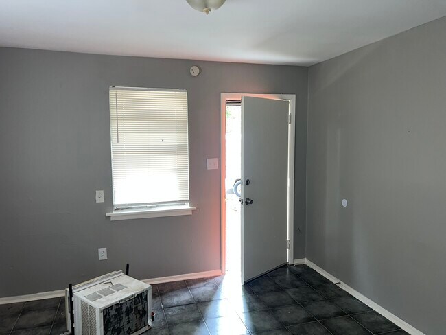 Photo - 2785 Gruber Dr
