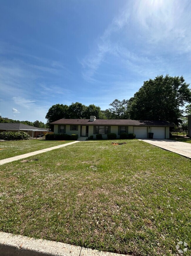 Building Photo - Spruce Street, Enterprise, AL Rental