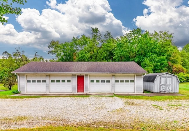 Photo - 9471 Mayfield Rd