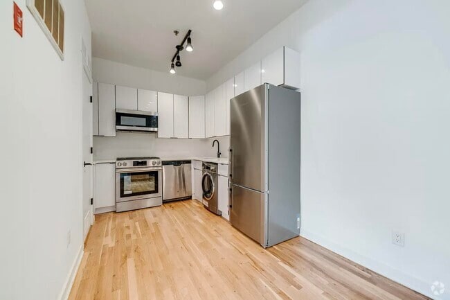 Building Photo - 716 Madison St Unit 206 Rental