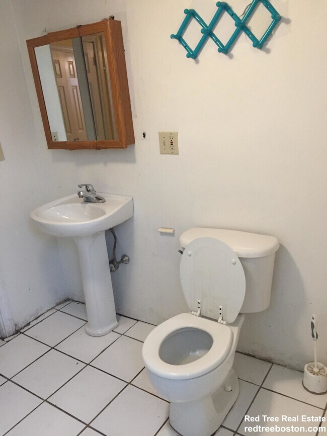 Photo - 6 Sewall St Unidad 2