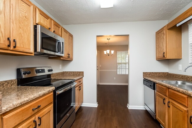 Photo - 420 Cathedral Dr