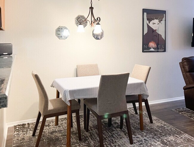 Photo - 315 E 12th Ave