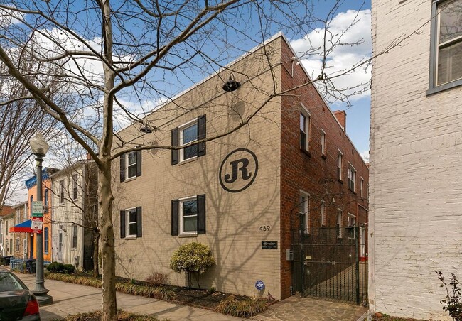 Photo - 469 Ridge St NW Townhome