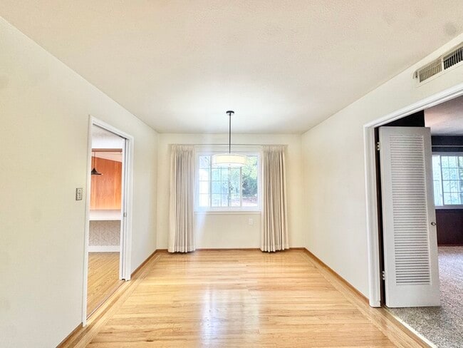 Photo - Stunning 3-bedroom, 2-bathroom home with a...