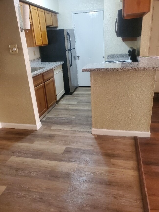 Photo - 9700 Leawood Blvd Unidad 816