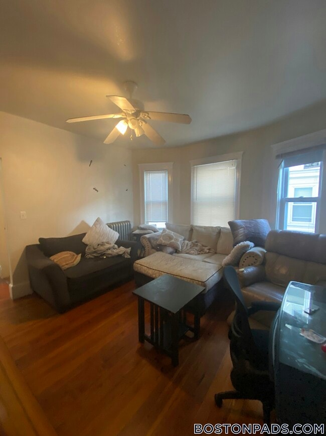 100 W Quincy St