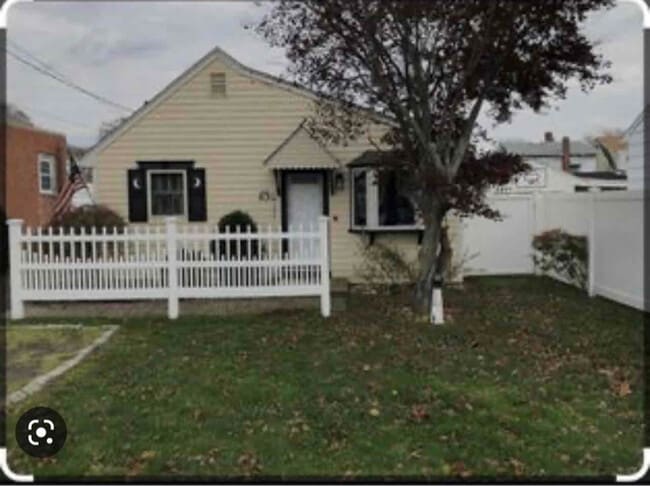 Photo - 83 George St