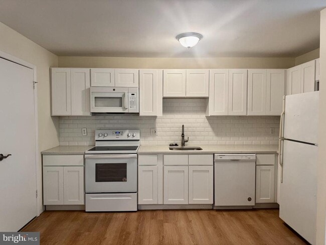 Photo - 8 Winners Cir Unidad 2B