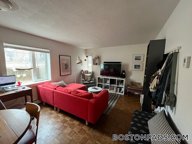 Photo - 524 Putnam Ave Unidad 1