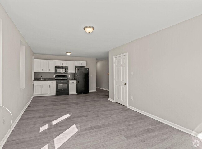 Building Photo - 1018 S 52nd St Rental