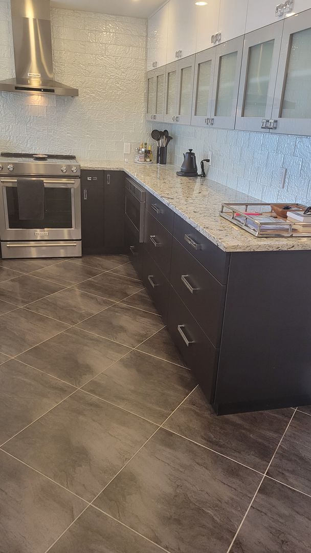 Photo - Beautifully renovated 2/2 condo downtown S...