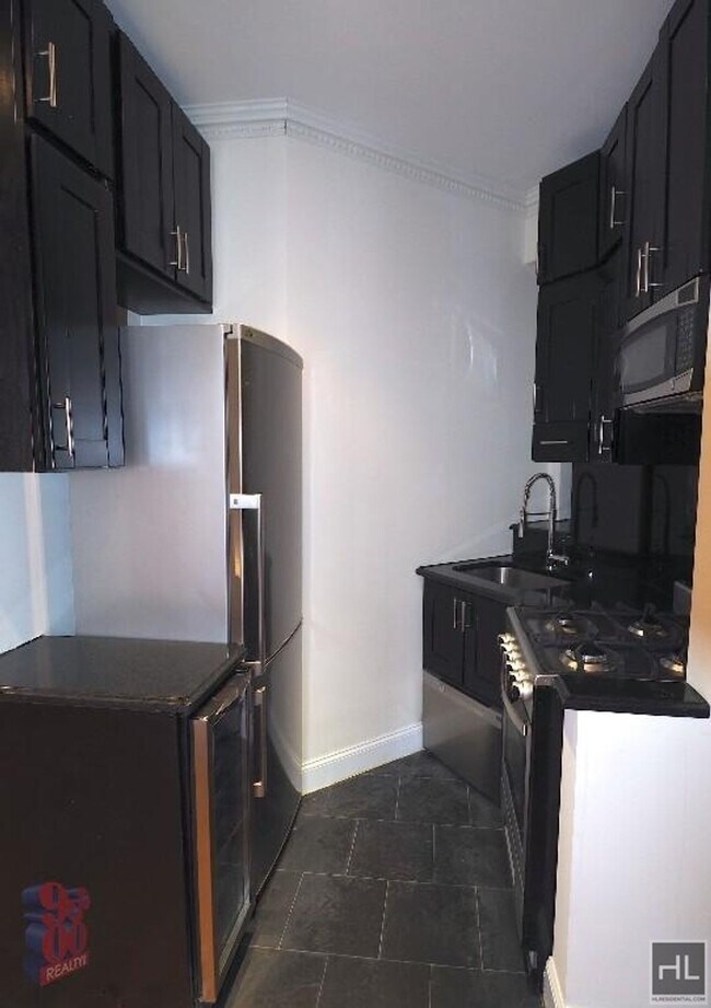 Photo - Tenth Avenue Unit 3B