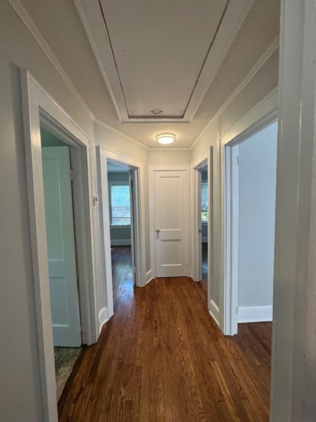 Photo - Adorable 2 Bedtoom-1 Bath Bungalow in great location, close to Downtown Greer! Lawn Service inclu...