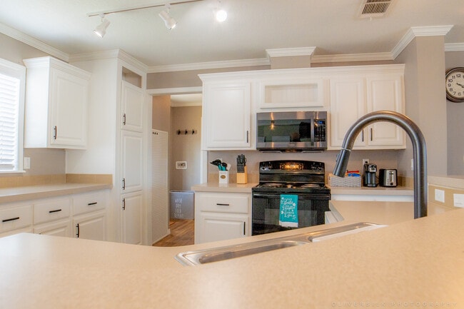 Photo - 520 Key Biscayne Ave