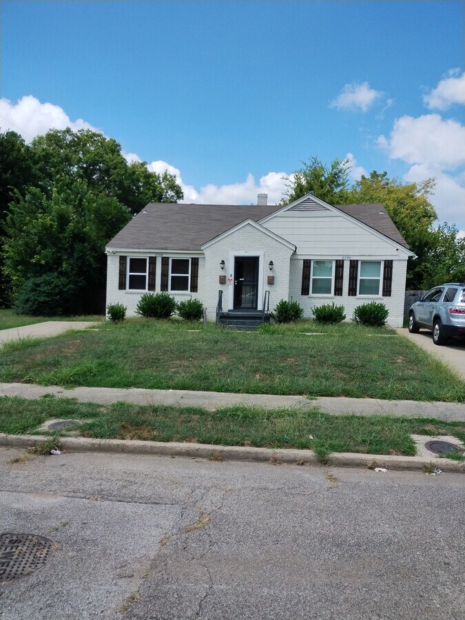 Photo - 2188 Piedmont Ave