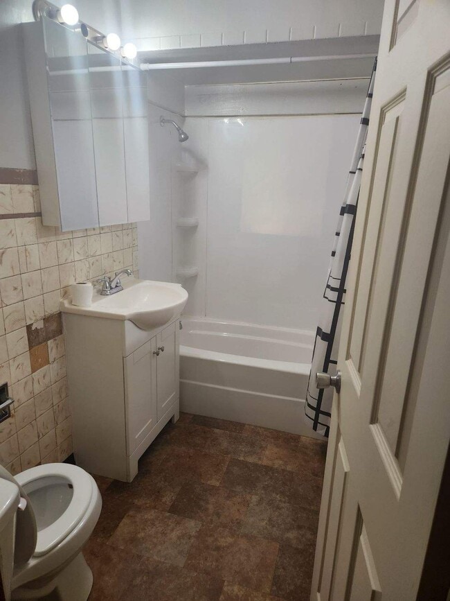 Photo - 4022 Morris St