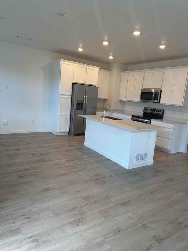 Photo - 5392 Euclid Dr