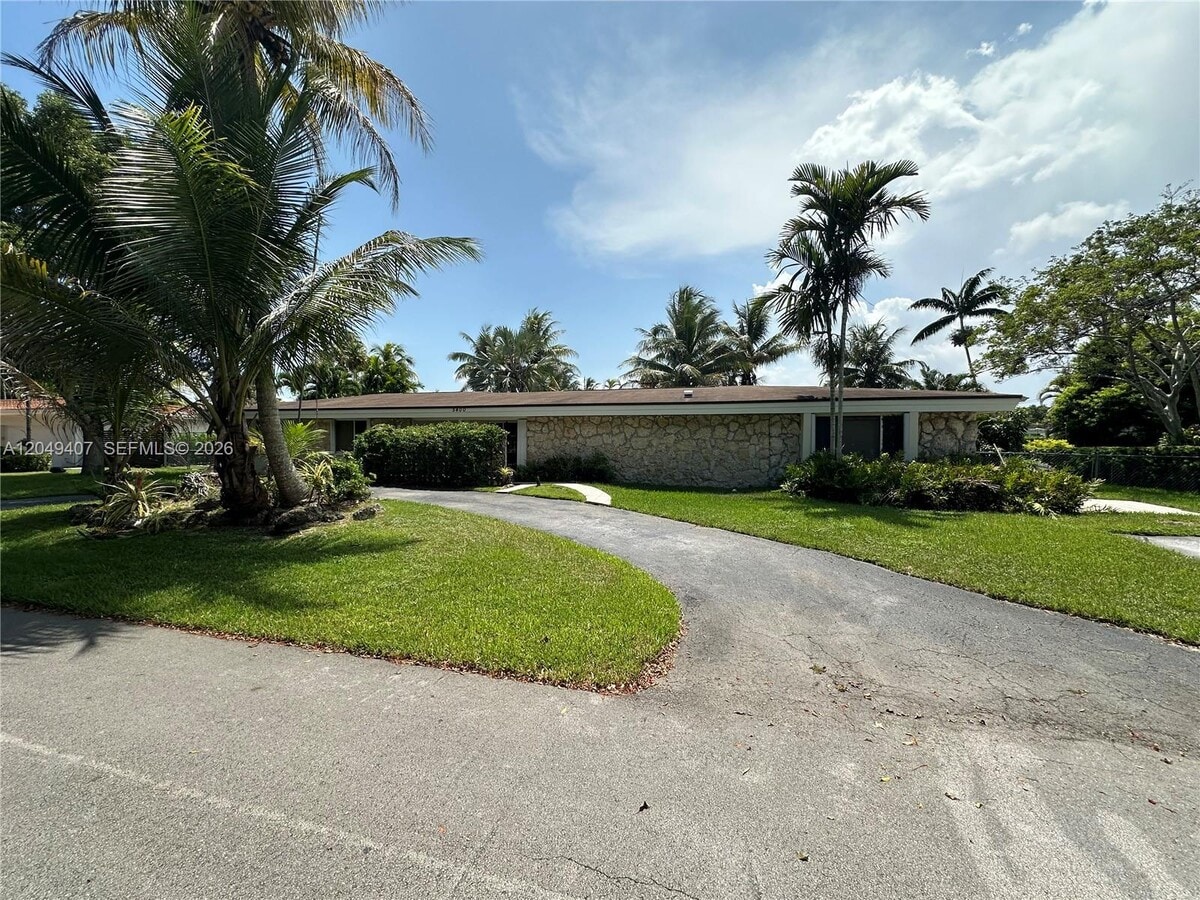 Photo - 5400 SW 63rd Ct
