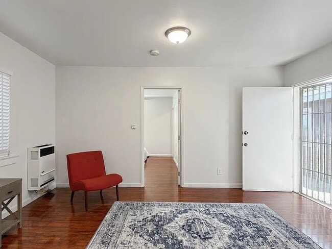 Photo - 746 Daisy Ave Unit 1