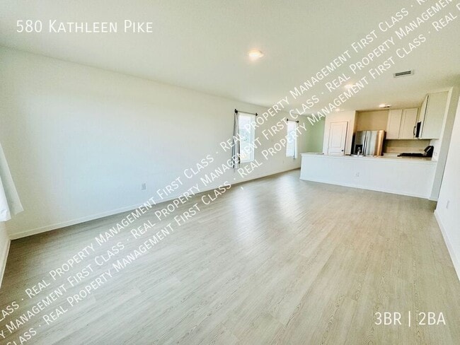 Photo - 580 Kathleen Pike