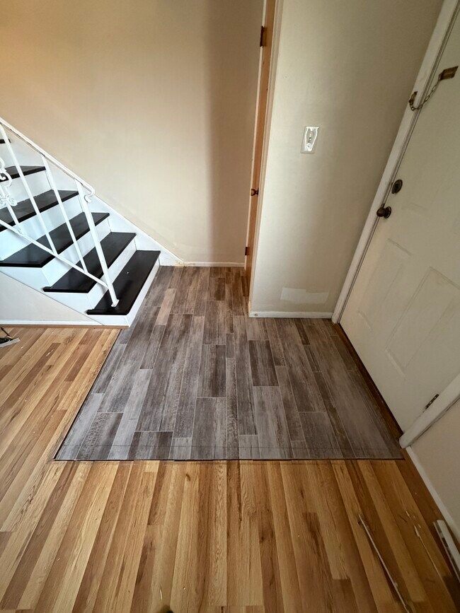 front end and sitting room - 1234 Cliffside St Unit 1234