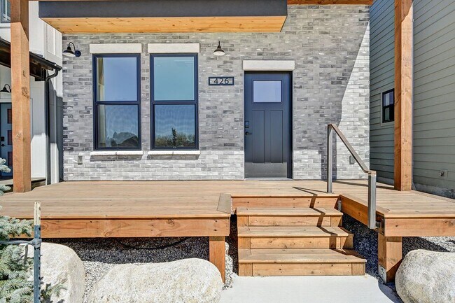 Photo - 426 Pinon St