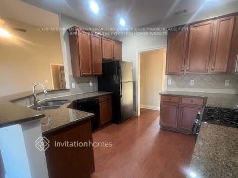 Photo - 427 Sweetwater Bridge Cir