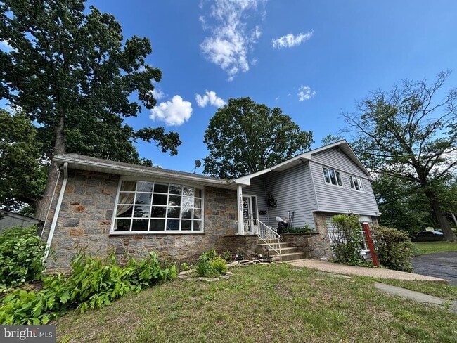 Photo - 1000 Haddonfield-Berlin Rd House
