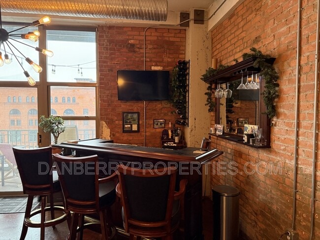 Photo - 745 Washington St Unidad 206