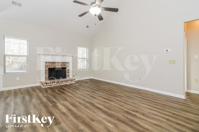 Photo - 2432 Wingfield Dr SW