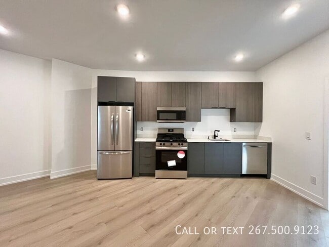 Photo - 2003 Amber St