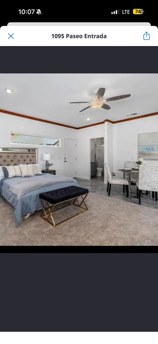 Space of kitchen and table - 1095 Paseo Entrada