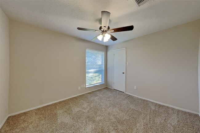 Photo - 2515 Chestnut Cir