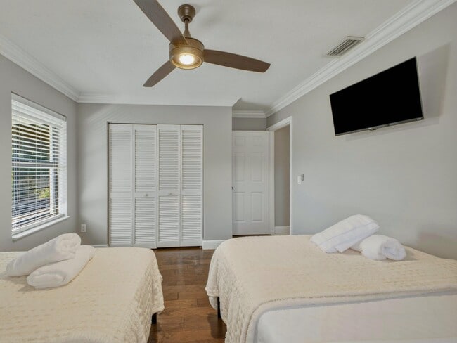 Photo - 1127 Sea Pines Way