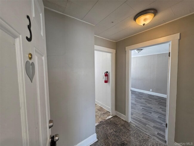 Photo - 135 Fullerton Ave Unit 3