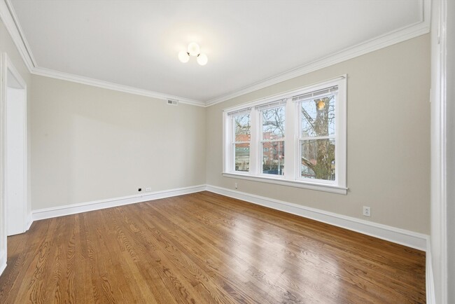 Photo - 6938 N Campbell Ave Unit 1