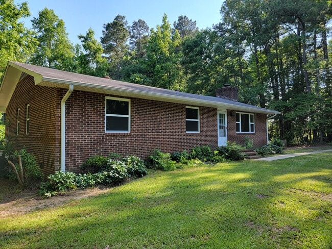 Building Photo - 1101 Lily Pad Ln