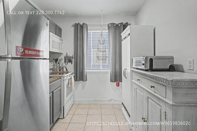 Photo - 1664 Beach Blvd