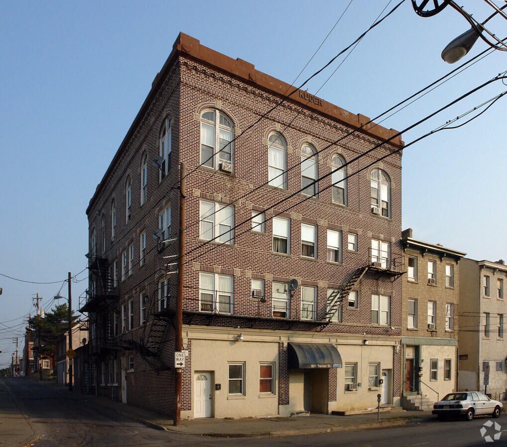 Photo - 619-623 W Turner St