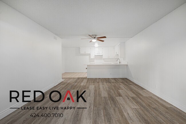 Photo - 10133 Pinewood Ave Unit 13