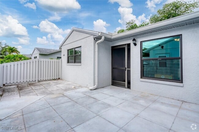 Building Photo - 4732 Blackberry Dr Rental