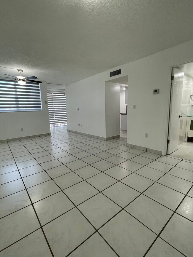 Photo - 9431 SW 4th St Unit 308