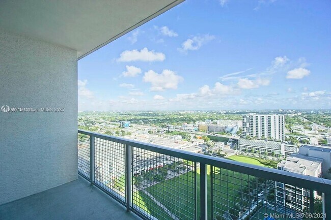 Photo - 3301 NE 1st Ave Unit H2413